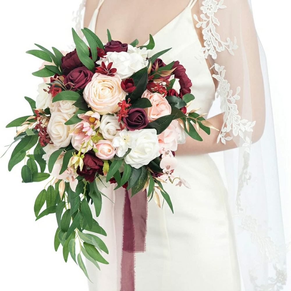 Romantic Marsala Ling's moments 11inch bouquet